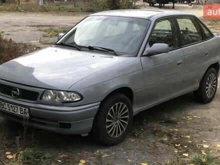 Сірий Опель Астра, об'ємом двигуна 0 л та пробігом 300 тис. км за 2500 $, фото 1 на Automoto.ua