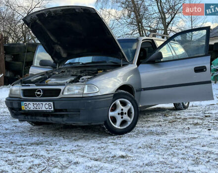 Серый Опель Астра, объемом двигателя 1.6 л и пробегом 295 тыс. км за 2350 $, фото 1 на Automoto.ua