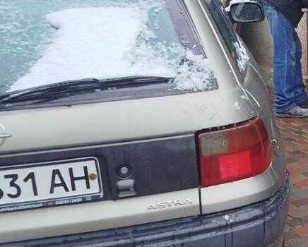 Опель Астра 1996 в Черновцах на Automoto.ua Серый Опель Астра, объемом двигателя 0 л и пробегом 260 тыс. км за 1000 $, фото 1 на Automoto.ua