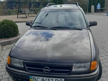 Опель Астра 1996 в Самборе на Automoto.ua Серый Опель Астра, объемом двигателя 1.6 л и пробегом 400 тыс. км за 1600 $, фото 1 на Automoto.ua