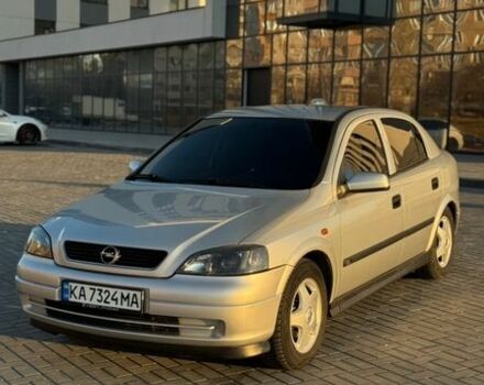 Сірий Опель Астра, об'ємом двигуна 1.6 л та пробігом 215 тис. км за 3500 $, фото 1 на Automoto.ua