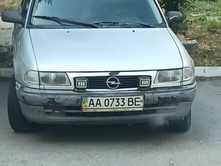 Опель Астра 1998 в Кропивницком (Кировограде) на Automoto.ua Серый Опель Астра, объемом двигателя 1.6 л и пробегом 300 тыс. км за 500 $, фото 1 на Automoto.ua
