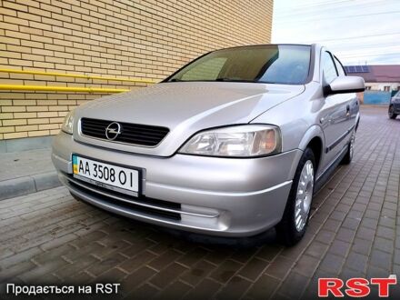 Сірий Опель Астра, об'ємом двигуна 1.8 л та пробігом 228 тис. км за 3950 $, фото 1 на Automoto.ua