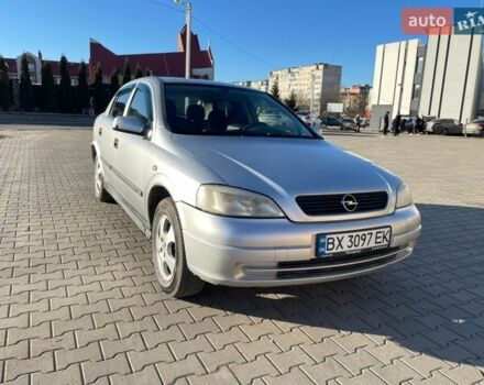 Серый Опель Астра, объемом двигателя 1.4 л и пробегом 247 тыс. км за 2150 $, фото 1 на Automoto.ua
