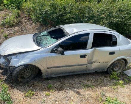 Сірий Опель Астра, об'ємом двигуна 1.4 л та пробігом 360 тис. км за 700 $, фото 1 на Automoto.ua
