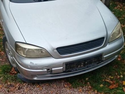 Серый Опель Астра, объемом двигателя 1.8 л и пробегом 280 тыс. км за 2000 $, фото 1 на Automoto.ua