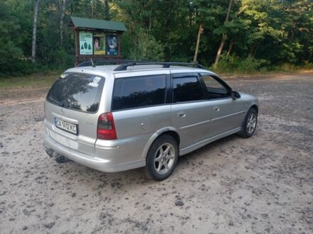 Серый Опель Астра, объемом двигателя 1.8 л и пробегом 260 тыс. км за 2650 $, фото 1 на Automoto.ua