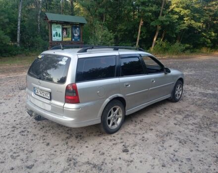 Серый Опель Астра, объемом двигателя 1.8 л и пробегом 260 тыс. км за 2650 $, фото 1 на Automoto.ua