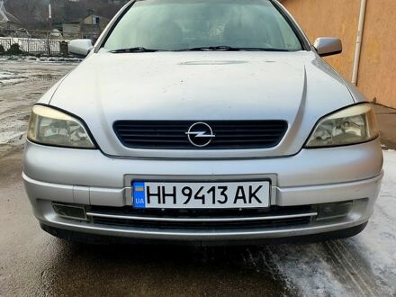 Серый Опель Астра, объемом двигателя 1.6 л и пробегом 237 тыс. км за 2800 $, фото 1 на Automoto.ua