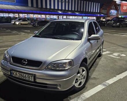 Серый Опель Астра, объемом двигателя 2 л и пробегом 341 тыс. км за 4000 $, фото 1 на Automoto.ua