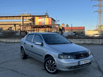 Сірий Опель Астра, об'ємом двигуна 2 л та пробігом 300 тис. км за 2450 $, фото 1 на Automoto.ua