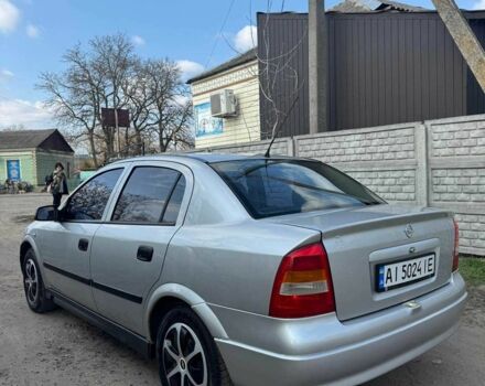 Серый Опель Астра, объемом двигателя 1.6 л и пробегом 340 тыс. км за 3000 $, фото 1 на Automoto.ua