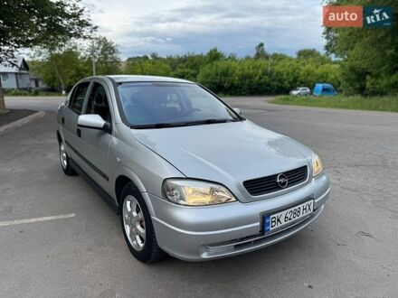 Сірий Опель Астра, об'ємом двигуна 1.69 л та пробігом 229 тис. км за 2650 $, фото 1 на Automoto.ua
