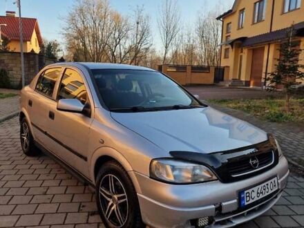 Серый Опель Астра, объемом двигателя 2 л и пробегом 342 тыс. км за 2000 $, фото 1 на Automoto.ua