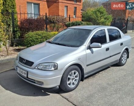 Серый Опель Астра, объемом двигателя 1.39 л и пробегом 154 тыс. км за 3500 $, фото 1 на Automoto.ua