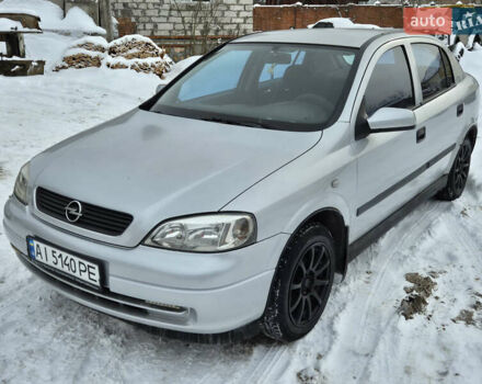 Серый Опель Астра, объемом двигателя 1.2 л и пробегом 290 тыс. км за 2250 $, фото 1 на Automoto.ua