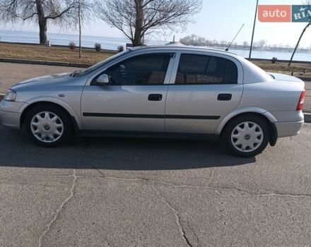 Сірий Опель Астра, об'ємом двигуна 1.39 л та пробігом 226 тис. км за 3400 $, фото 1 на Automoto.ua