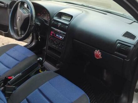 Сірий Опель Астра, об'ємом двигуна 1.4 л та пробігом 200 тис. км за 4350 $, фото 1 на Automoto.ua