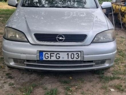 Серый Опель Астра, объемом двигателя 1.7 л и пробегом 250 тыс. км за 1500 $, фото 1 на Automoto.ua