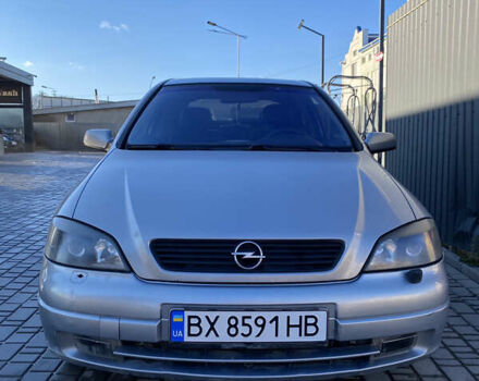 Серый Опель Астра, объемом двигателя 1.69 л и пробегом 375 тыс. км за 3600 $, фото 1 на Automoto.ua