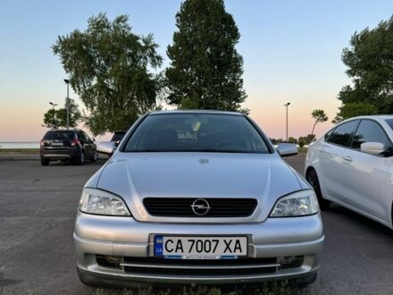 Сірий Опель Астра, об'ємом двигуна 1.4 л та пробігом 253 тис. км за 3500 $, фото 1 на Automoto.ua
