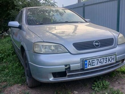 Сірий Опель Астра, об'ємом двигуна 1.39 л та пробігом 245 тис. км за 3200 $, фото 1 на Automoto.ua
