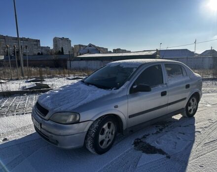 Серый Опель Астра, объемом двигателя 1.6 л и пробегом 300 тыс. км за 1400 $, фото 1 на Automoto.ua