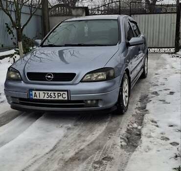Серый Опель Астра, объемом двигателя 1.6 л и пробегом 376 тыс. км за 3500 $, фото 1 на Automoto.ua