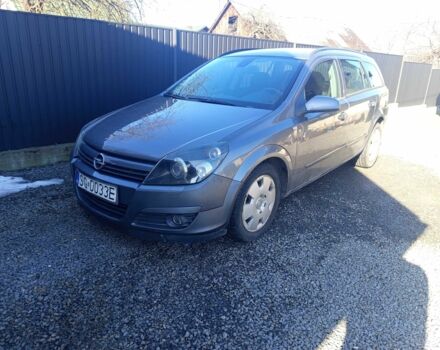 Серый Опель Астра, объемом двигателя 1.9 л и пробегом 286 тыс. км за 1799 $, фото 1 на Automoto.ua