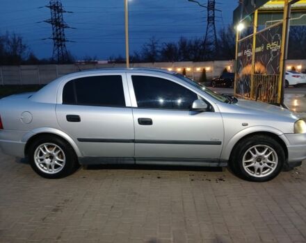 Серый Опель Астра, объемом двигателя 1.6 л и пробегом 200 тыс. км за 3850 $, фото 1 на Automoto.ua