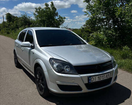 Сірий Опель Астра, об'ємом двигуна 1.6 л та пробігом 299 тис. км за 4100 $, фото 1 на Automoto.ua