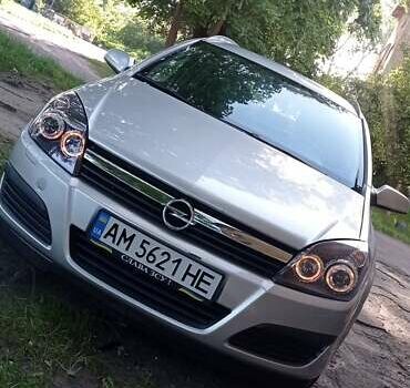 Серый Опель Астра, объемом двигателя 1.7 л и пробегом 274 тыс. км за 4550 $, фото 1 на Automoto.ua