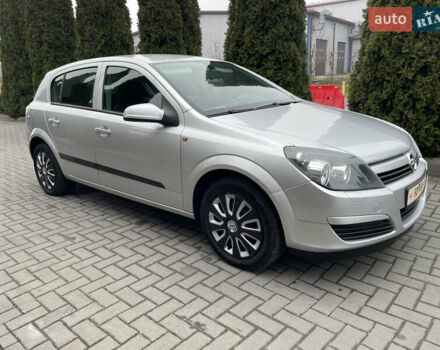 Серый Опель Астра, объемом двигателя 1.6 л и пробегом 214 тыс. км за 5650 $, фото 1 на Automoto.ua