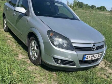 Опель Астра 2004 в Березань на Automoto.ua Серый Опель Астра, объемом двигателя 1.7 л и пробегом 300 тыс. км за 4600 $, фото 1 на Automoto.ua