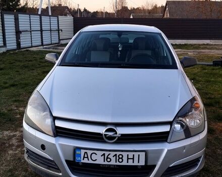 Серый Опель Астра, объемом двигателя 1.7 л и пробегом 300 тыс. км за 3700 $, фото 1 на Automoto.ua