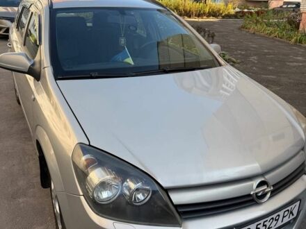 Серый Опель Астра, объемом двигателя 1.6 л и пробегом 192 тыс. км за 4000 $, фото 1 на Automoto.ua
