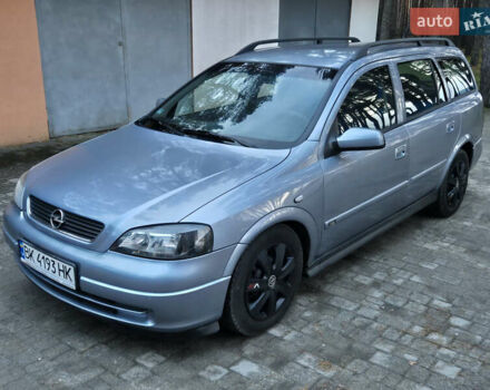 Сірий Опель Астра, об'ємом двигуна 2 л та пробігом 333 тис. км за 3450 $, фото 1 на Automoto.ua