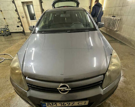 Серый Опель Астра, объемом двигателя 1.6 л и пробегом 246 тыс. км за 4239 $, фото 1 на Automoto.ua