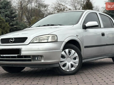 Сірий Опель Астра, об'ємом двигуна 1.6 л та пробігом 295 тис. км за 3999 $, фото 1 на Automoto.ua