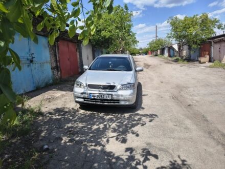 Серый Опель Астра, объемом двигателя 1.6 л и пробегом 170 тыс. км за 4200 $, фото 1 на Automoto.ua