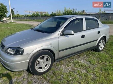 Опель Астра 2004 у Волочиске на Automoto.ua Сірий Опель Астра, об'ємом двигуна 1.6 л та пробігом 278 тис. км за 2999 $, фото 1 на Automoto.ua