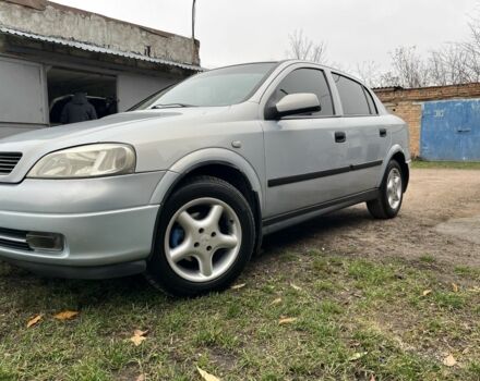 Сірий Опель Астра, об'ємом двигуна 1.6 л та пробігом 263 тис. км за 4000 $, фото 1 на Automoto.ua
