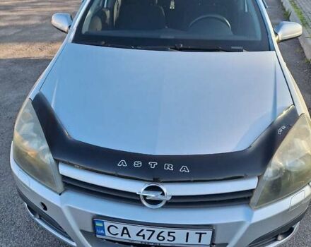 Серый Опель Астра, объемом двигателя 1.6 л и пробегом 239 тыс. км за 3500 $, фото 1 на Automoto.ua