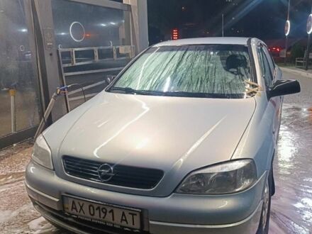 Серый Опель Астра, объемом двигателя 1.6 л и пробегом 266 тыс. км за 2700 $, фото 1 на Automoto.ua