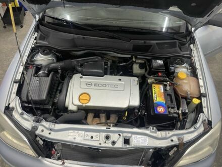 Сірий Опель Астра, об'ємом двигуна 1.6 л та пробігом 218 тис. км за 2100 $, фото 1 на Automoto.ua