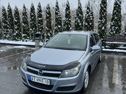 Серый Опель Астра, объемом двигателя 1.6 л и пробегом 260 тыс. км за 4099 $, фото 1 на Automoto.ua