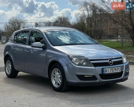 Серый Опель Астра, объемом двигателя 1.7 л и пробегом 372 тыс. км за 3999 $, фото 1 на Automoto.ua