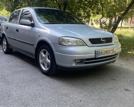 Сірий Опель Астра, об'ємом двигуна 1.6 л та пробігом 260 тис. км за 4200 $, фото 1 на Automoto.ua