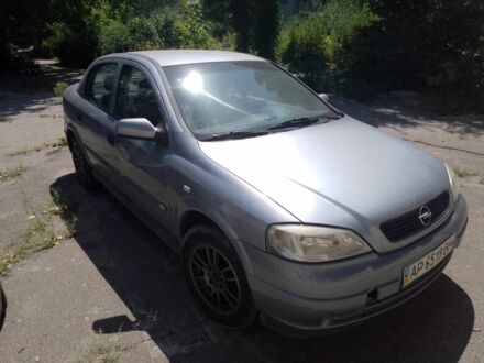 Сірий Опель Астра, об'ємом двигуна 1.6 л та пробігом 231 тис. км за 3000 $, фото 1 на Automoto.ua