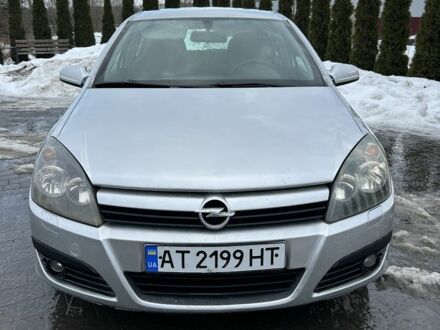 Серый Опель Астра, объемом двигателя 1.7 л и пробегом 311 тыс. км за 3850 $, фото 1 на Automoto.ua